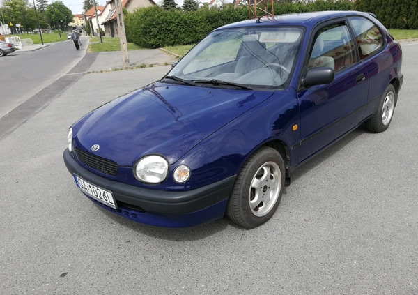 Toyota Corolla cena 4700 przebieg: 144000, rok produkcji 1999 z Sobótka małe 379